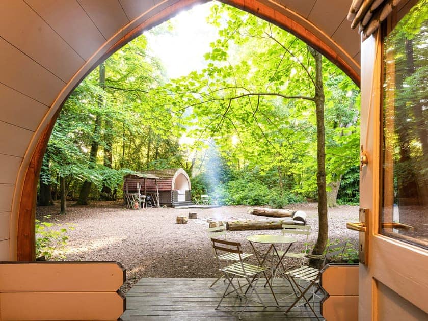Decking | Bluebelle - Hollington Park Glamping, Woolton Hill, nr Newbury