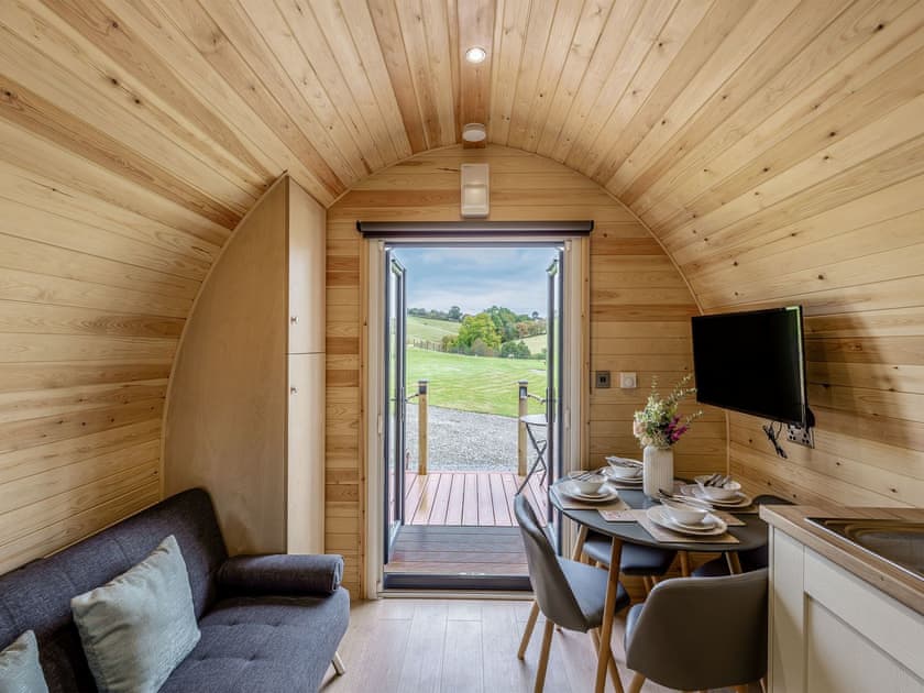 Open plan living space | Brook Valley Glamping-Beech - Brook Valley Glamping, Llanfair Caereinion