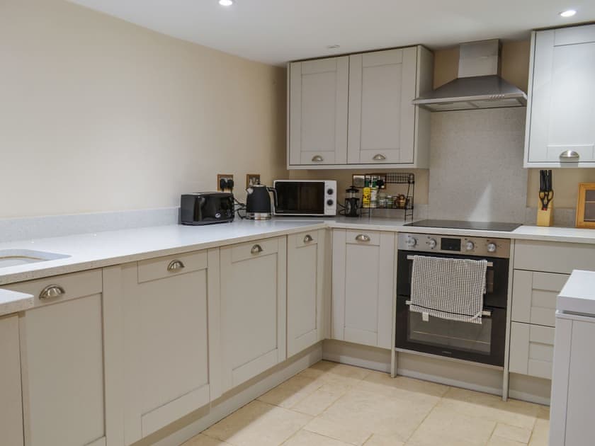 Kitchen | The Granary, Hothfield