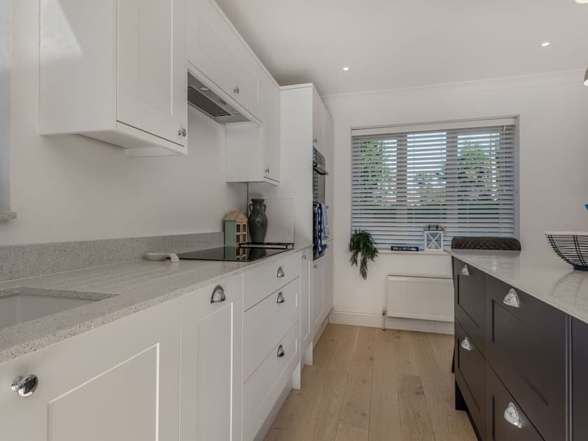 Kitchen area | Sea Glimpse, Arundel