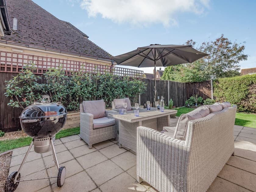 Outdoor area | Sea Glimpse, Arundel