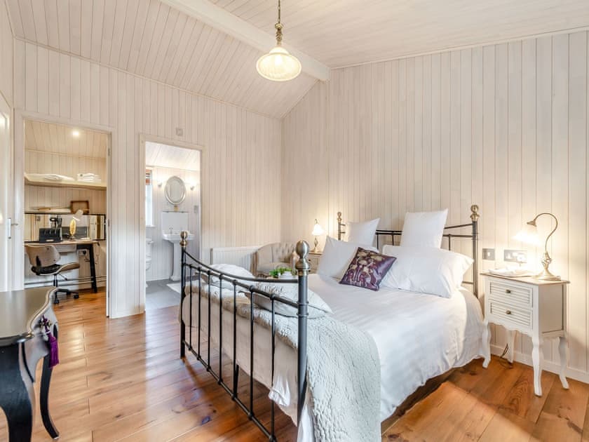 Bedroom | Beech Tree Lodge, Derby