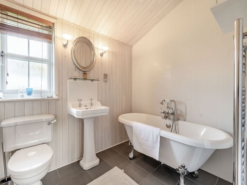 En-suite | Beech Tree Lodge, Derby