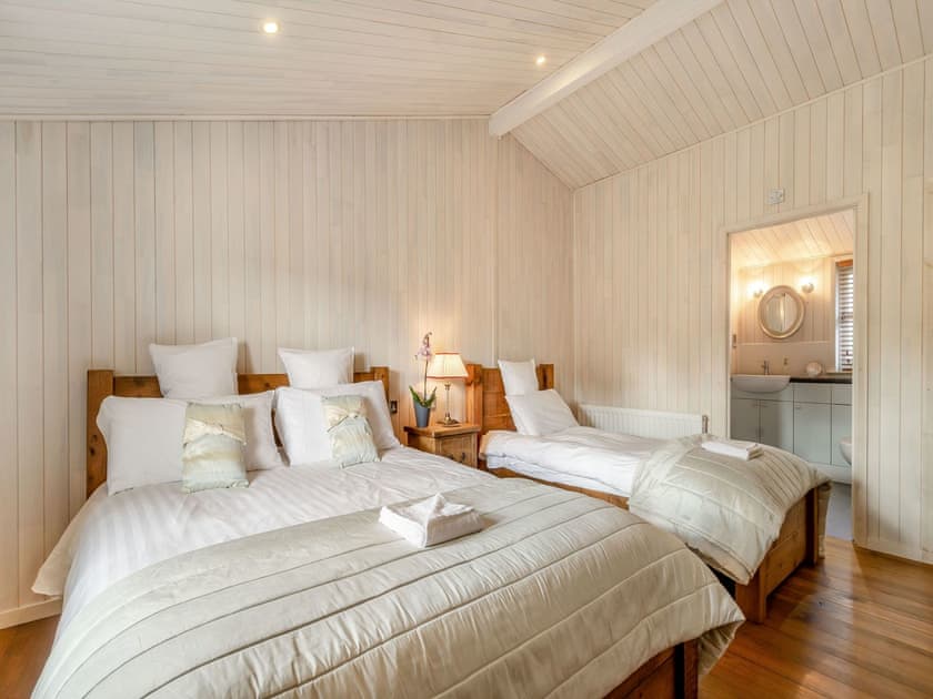Family bedroom | Beech Tree Lodge, Derby