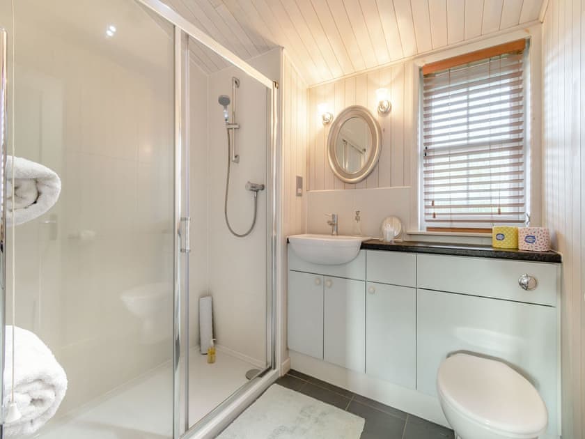 En-suite | Beech Tree Lodge, Derby