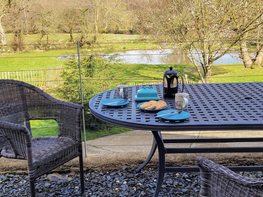 Outdoor area | Ponycob Cottage - Dolgoy Cottages, Llangrannog
