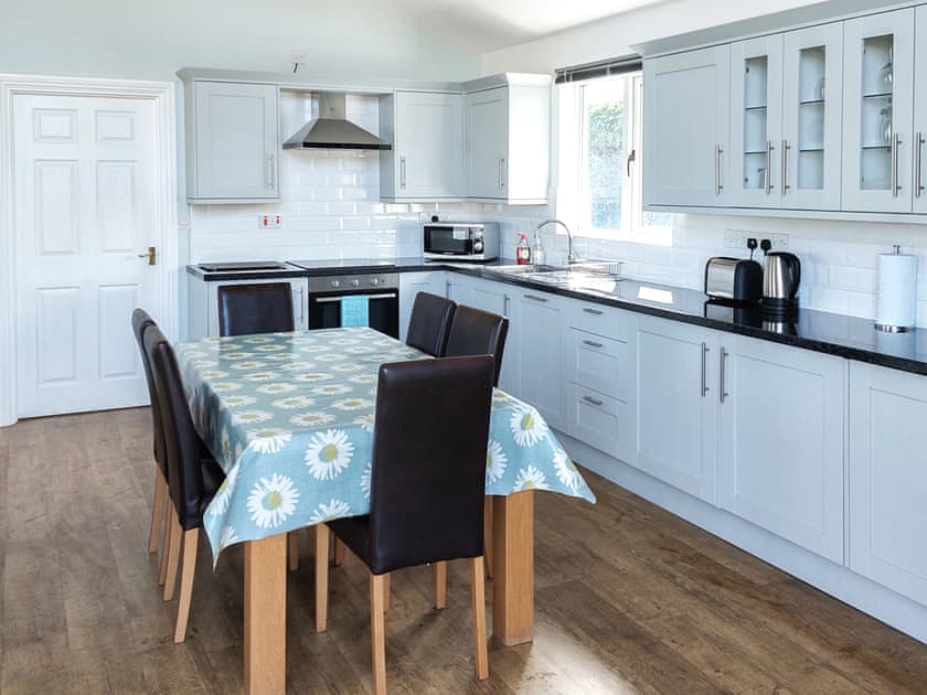 Kitchen dining area | Mahonia Lodge, Warkworth