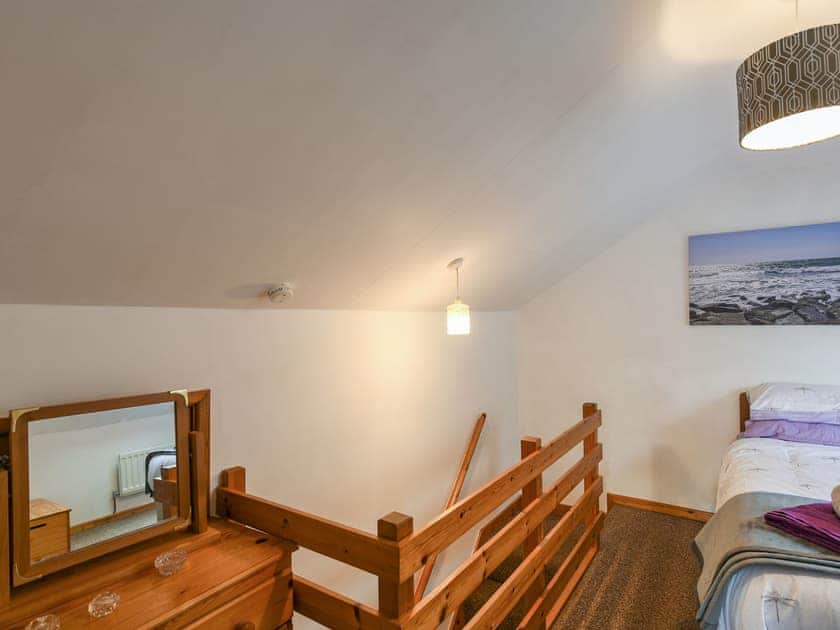 Double bedroom | Maldwyn, Tywn