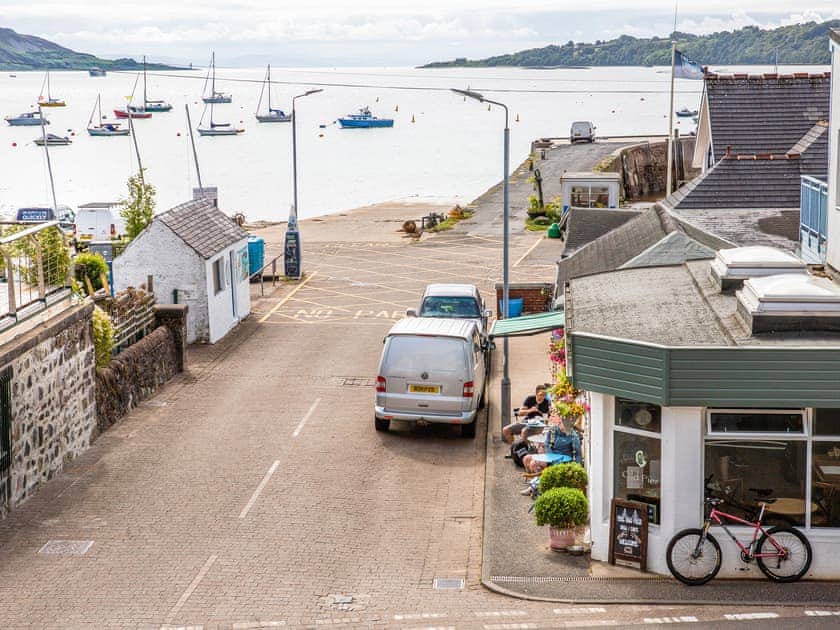 Setting | Clachog, Lamlash, Isle of Arran