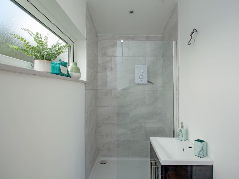 Shower room | The Tiny Store, Lanivet, near Bodmin