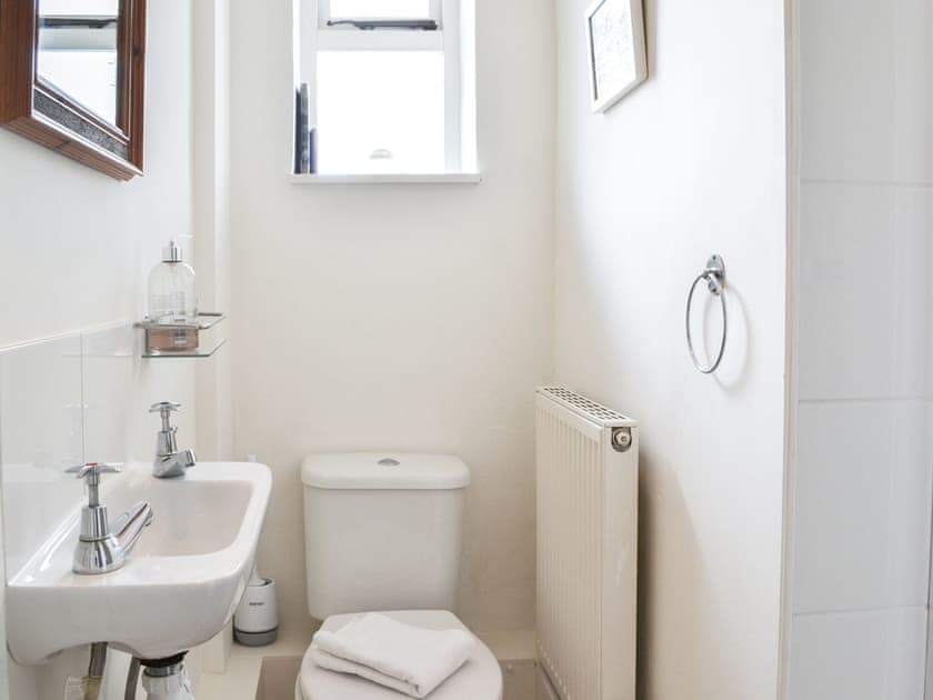 Bathroom | The Dairyman’s Cottage, York
