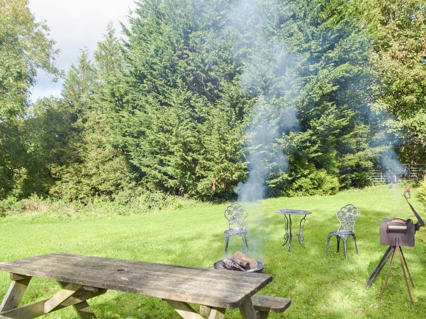 Garden | Caws Cottage, Lancych, near Cenarth