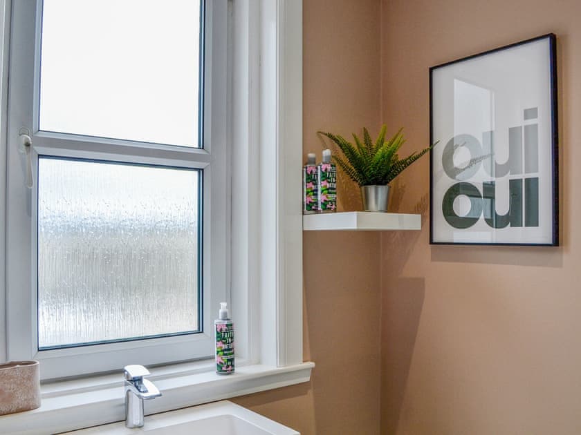 Shower room | Myreside Cottage, Meigle