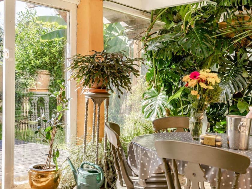 Conservatory | Pistyll Bach - Eco Retreats, Capel Isaac