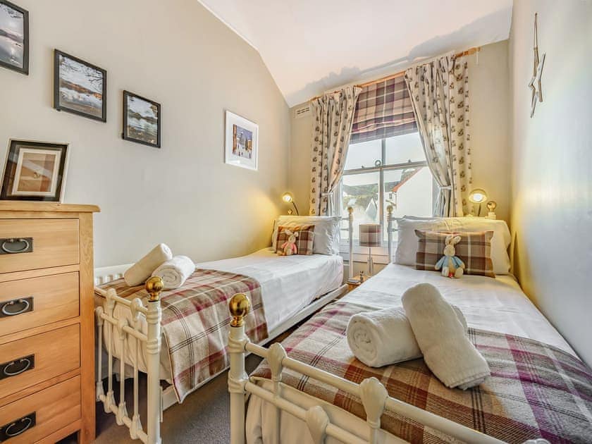 Twin bedroom | Hazel’s Cottage, Keswick
