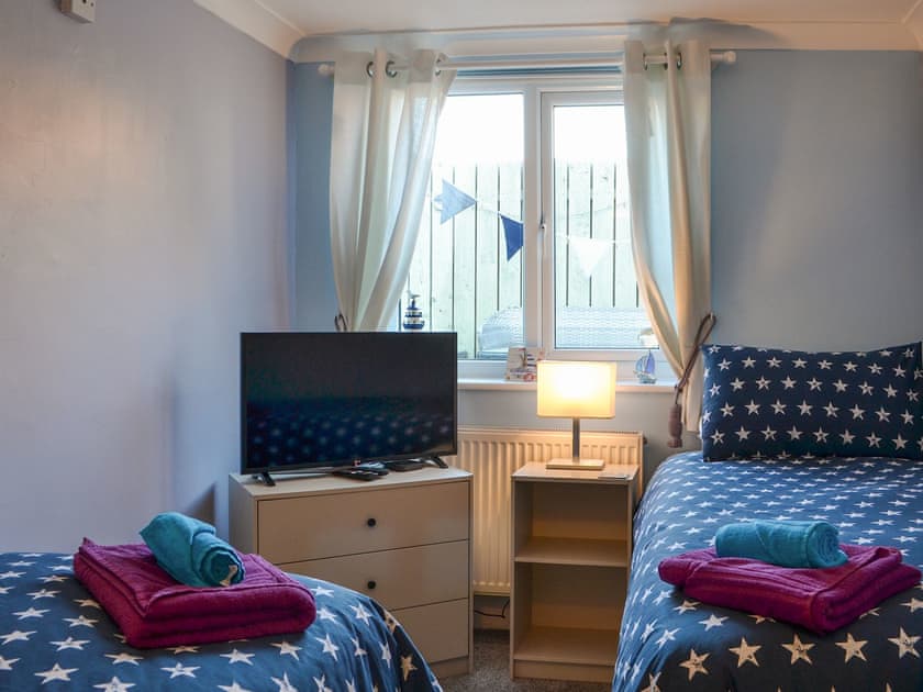 Twin bedroom | Zack’s Seaside Stay, Bridlington