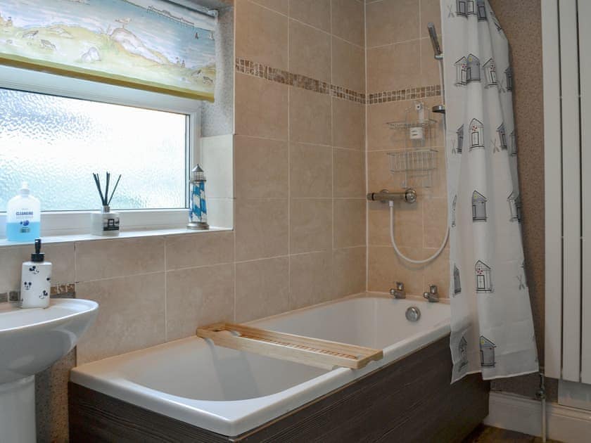 Bathroom | Zack’s Seaside Stay, Bridlington