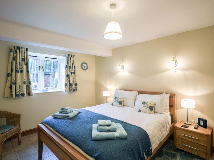 Double bedroom | The Corn House - Hanley Farm, Hook-a-Gate, near Shrewsbury