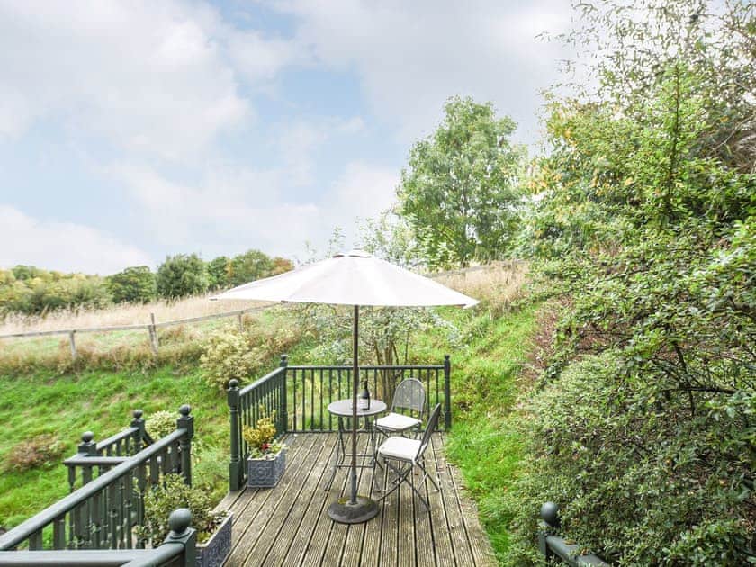 Decking | The Corn House - Hanley Farm, Hook-a-Gate, near Shrewsbury