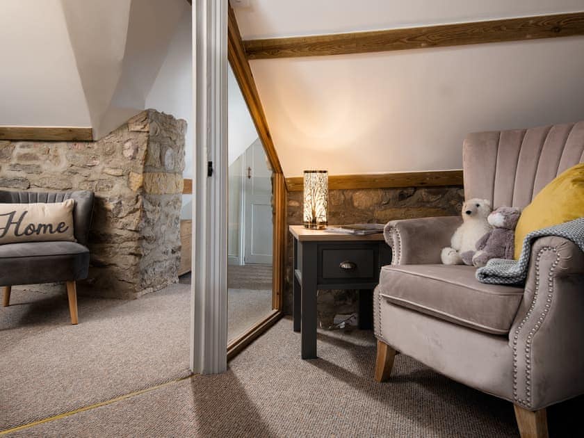 Landing | The Gatehouse, Alnwick