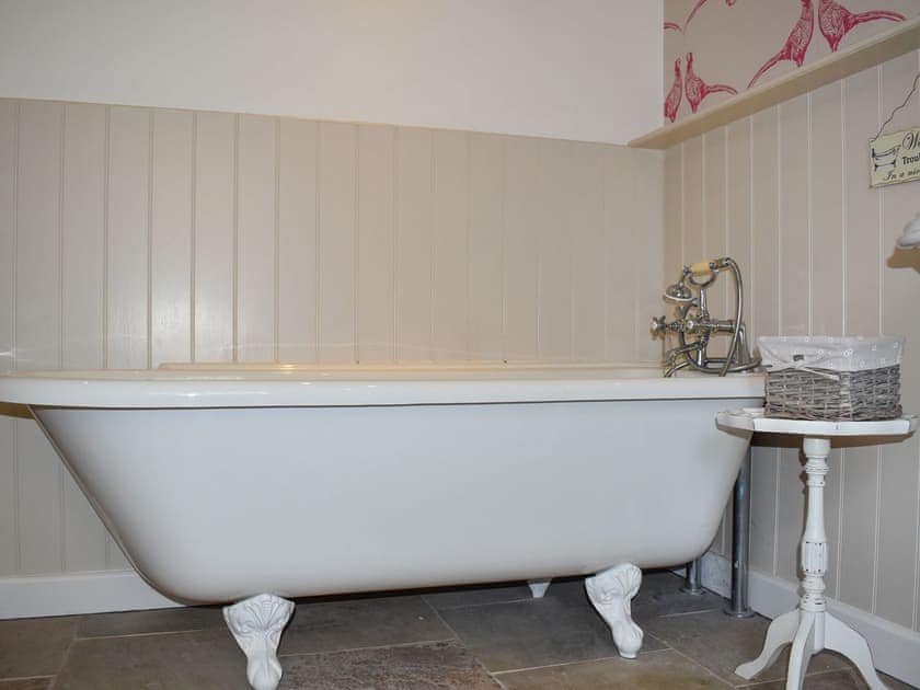 Bathroom | Ysgubor Blaenparc Barn - Blaenparc, Dihewyd<br />, near Aberaeron