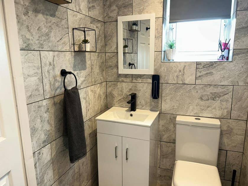Shower room | Seaview House, Thornton-Cleveleys, near Blackpool