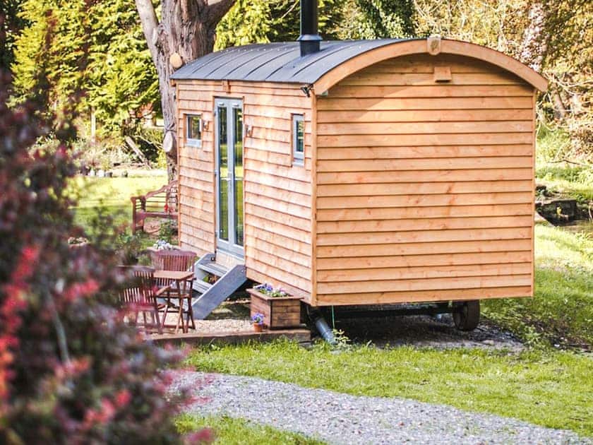 Exterior | Little Willows, Devizes