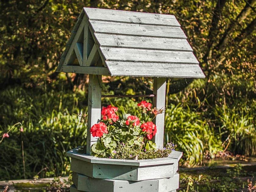 Setting | Little Willows, Devizes