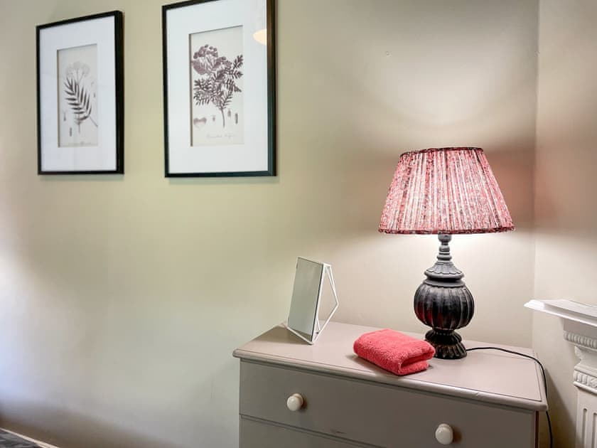 Single bedroom | Princeland Lodge - Princeland Cottages, Coupar Angus, near Blairgowrie