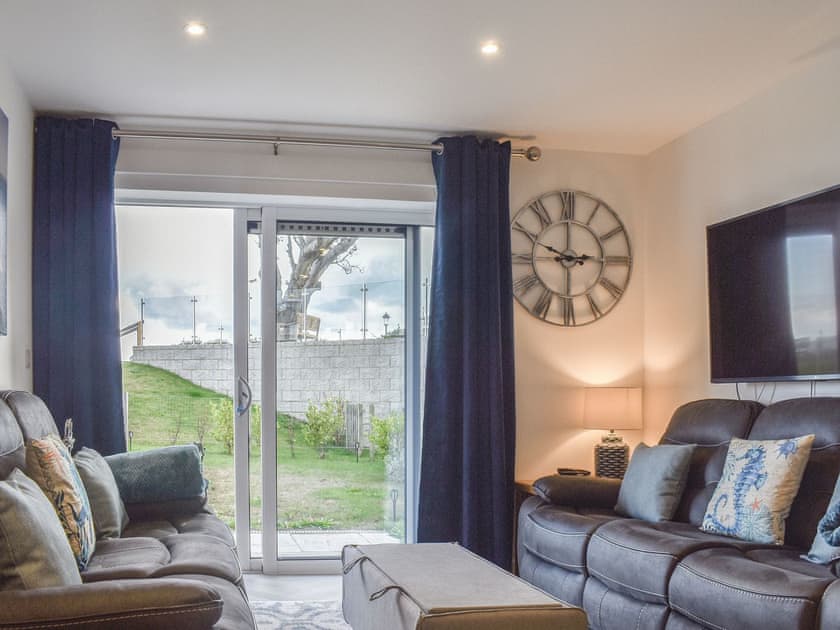 Living area | Seascape - Royal Cliff Apartments, Sandown