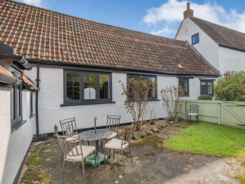 Exterior | Apple Cottage, Lympsham