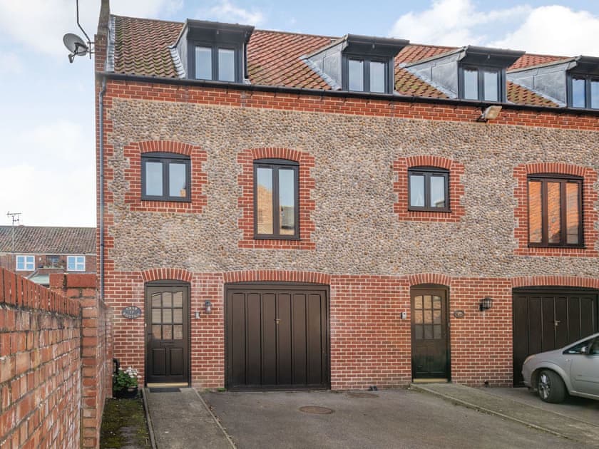 Exterior | Crab Cottage, Wells-next-the-Sea