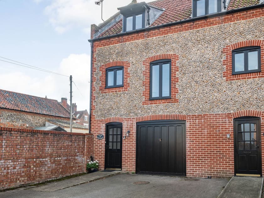 Exterior | Crab Cottage, Wells-next-the-Sea