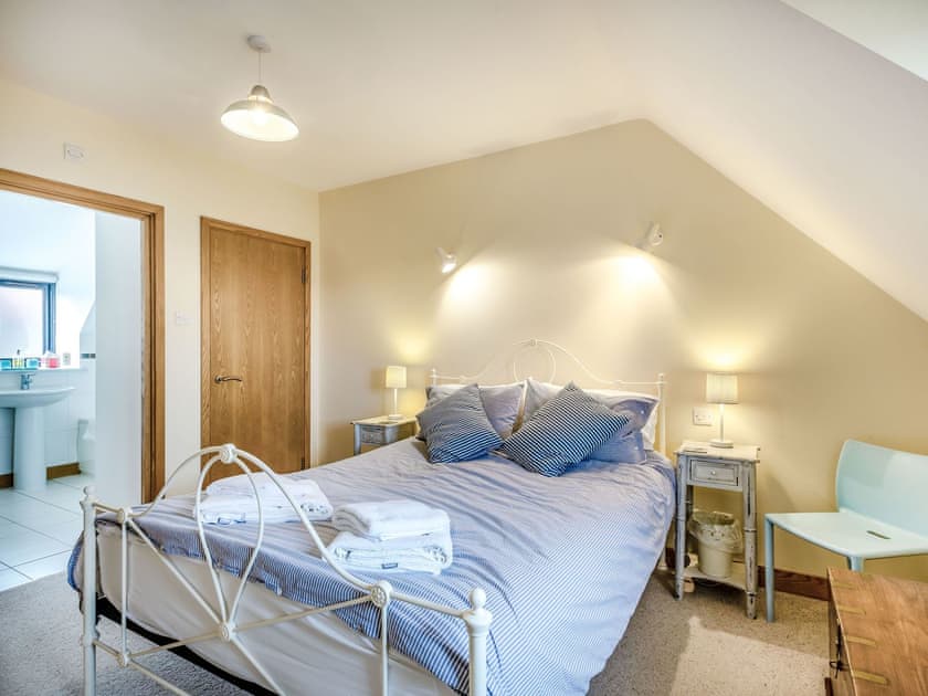 Double bedroom | Crab Cottage, Wells-next-the-Sea