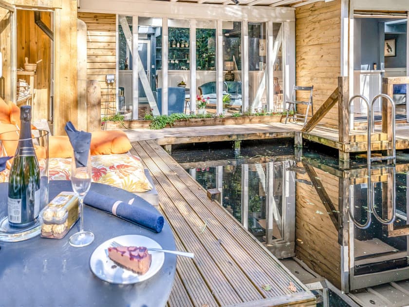 Swimming pool | The Berm - Eco Retreats, Capel Isaac