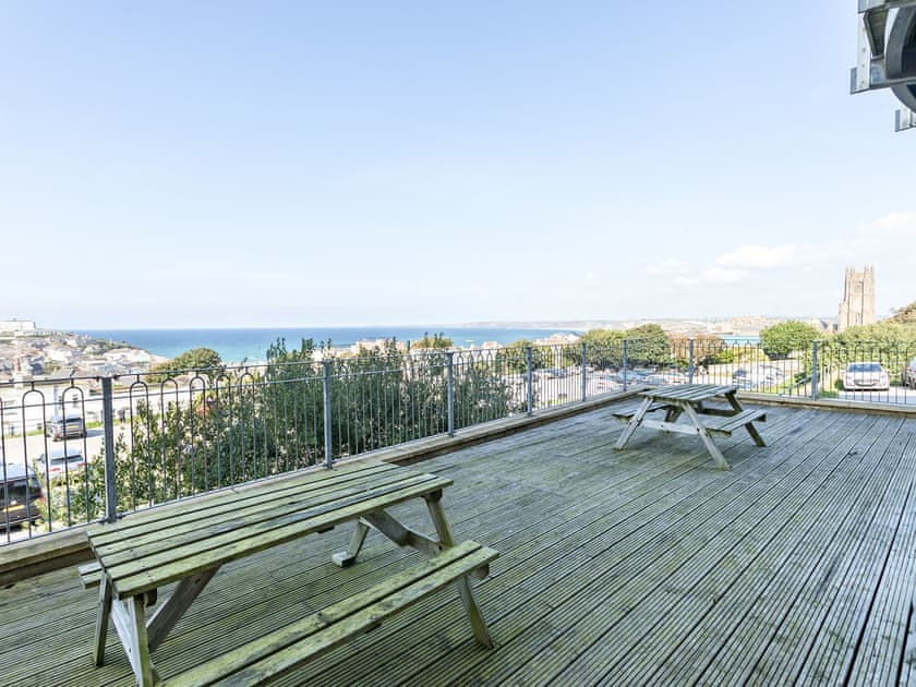 Decking | Apartment 19, Newquay