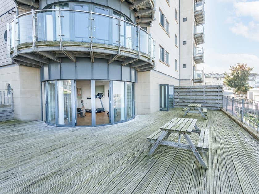 Decking | Apartment 19, Newquay