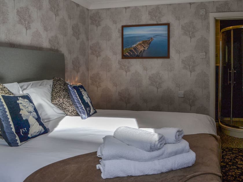 Double bedroom | Kilburn House, Bridlington