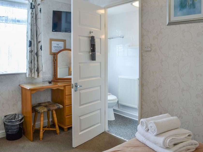 Double bedroom | Kilburn House, Bridlington