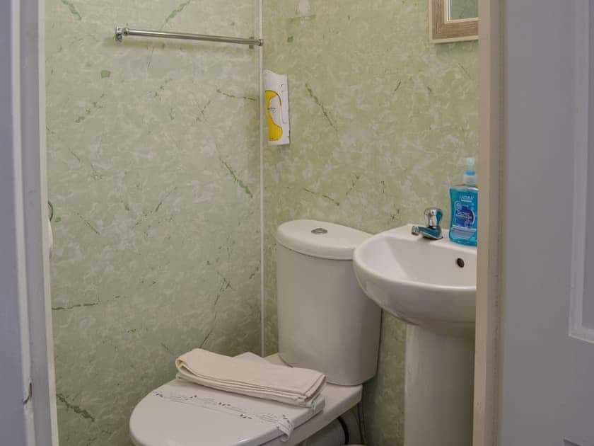 Separate toilet | Kilburn House, Bridlington