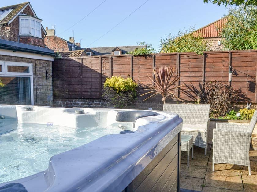 Outdoor area | Kilburn House, Bridlington