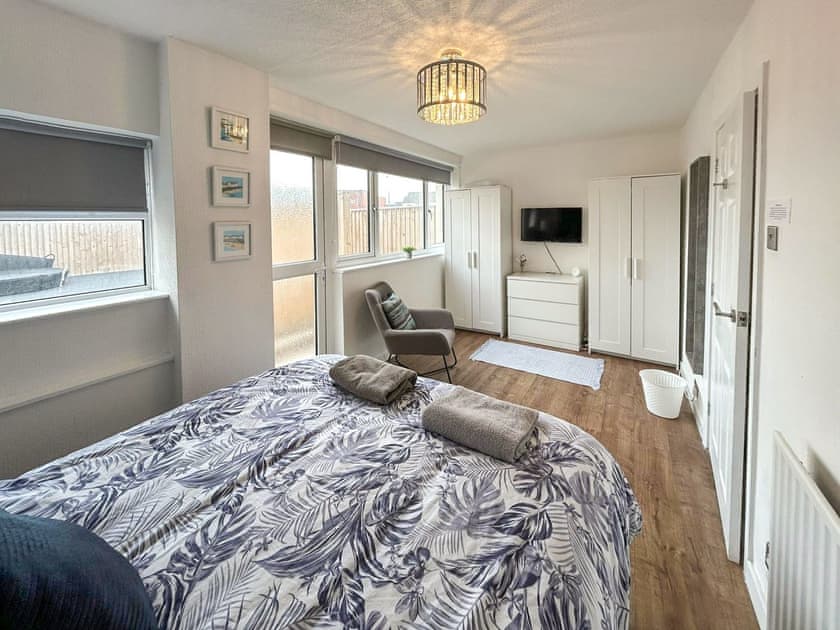 Double bedroom | Seapoint House, Thornton-Cleveleys