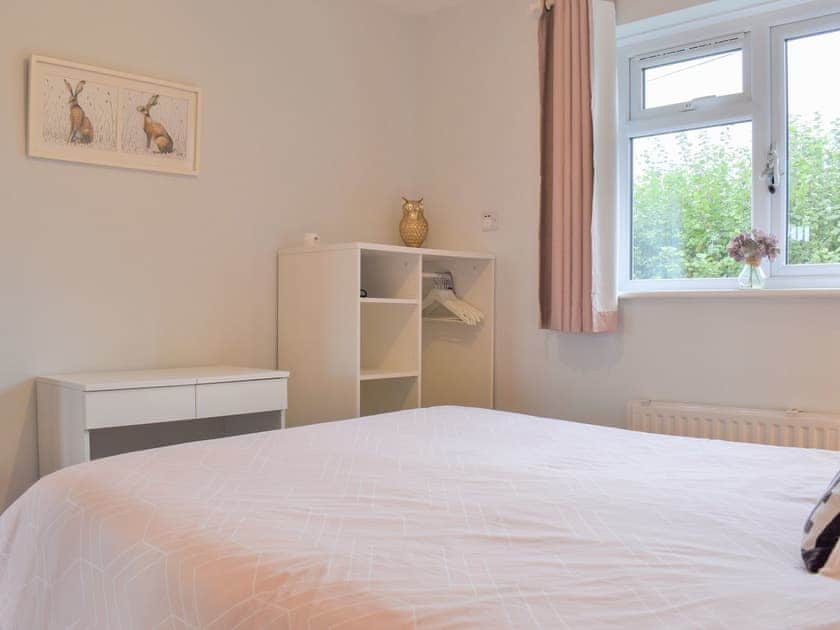 Double bedroom | Barn Owls Holiday Bungalow, Weston, near Sidmouth
