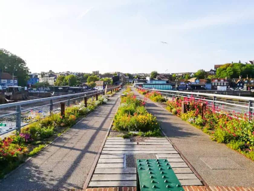 Surrounding area | The Casuarina, Folkestone