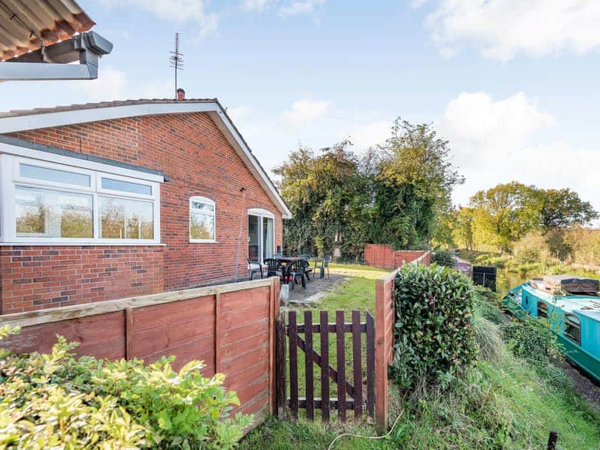 Exterior | Heritage Wharf, Heritage Marina, near Congleton