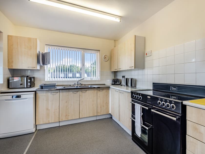Kitchen | Heritage Wharf, Heritage Marina, near Congleton