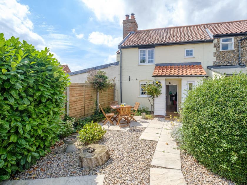 Exterior | Crown Cottage, Knodishall, near Aldeburgh