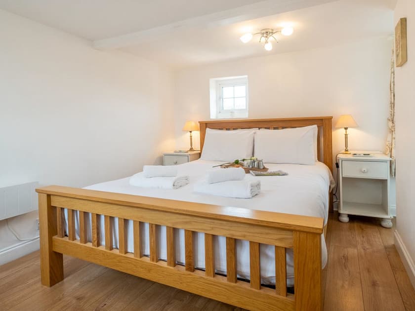 Double bedroom | Crown Cottage, Knodishall, near Aldeburgh