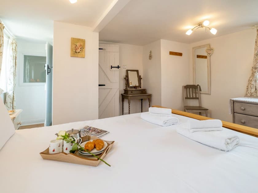 Double bedroom | Crown Cottage, Knodishall, near Aldeburgh