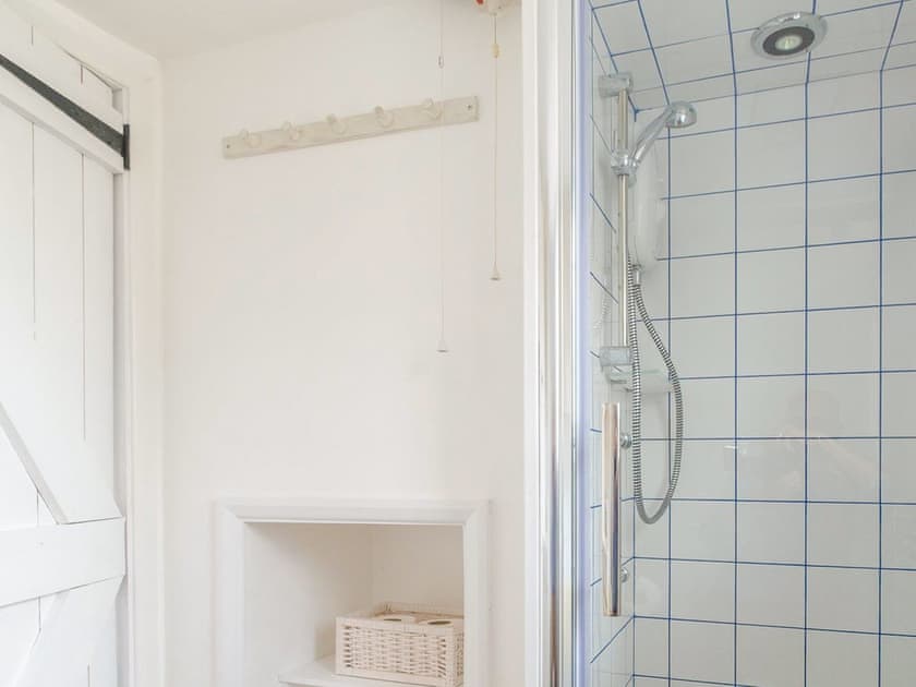 Shower room | Crown Cottage, Knodishall, near Aldeburgh